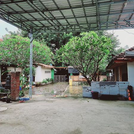 Pandu Homestay Mandalika Lombok Kuta  Экстерьер фото